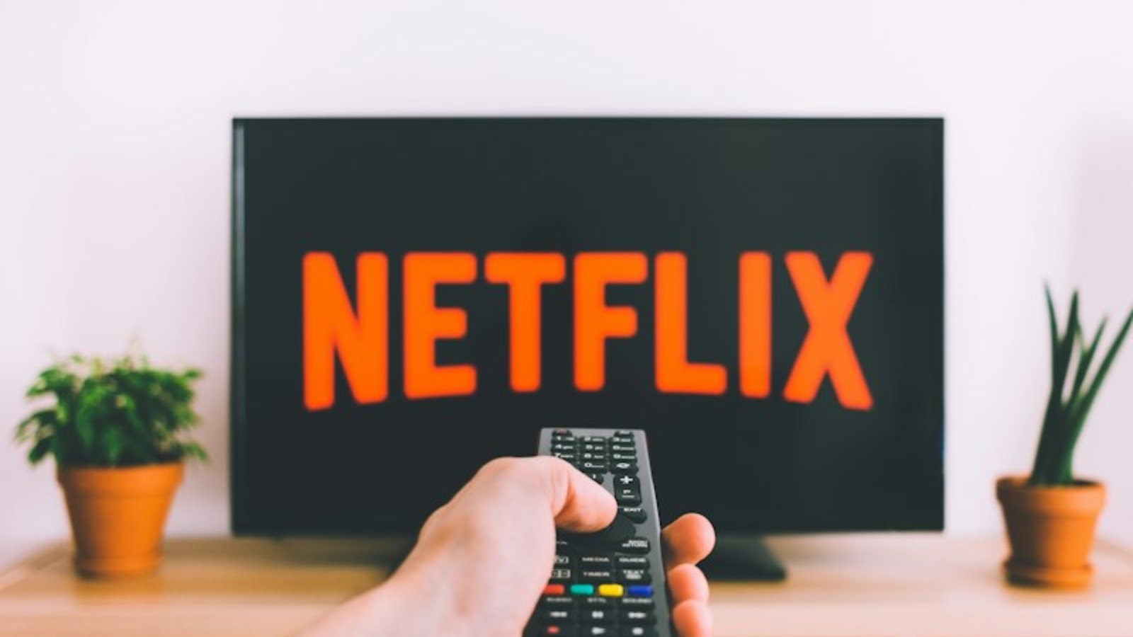 uhf iptv troubleshooting — live TV streaming on Firestick and Smart TV in Canada | UHF IPTV